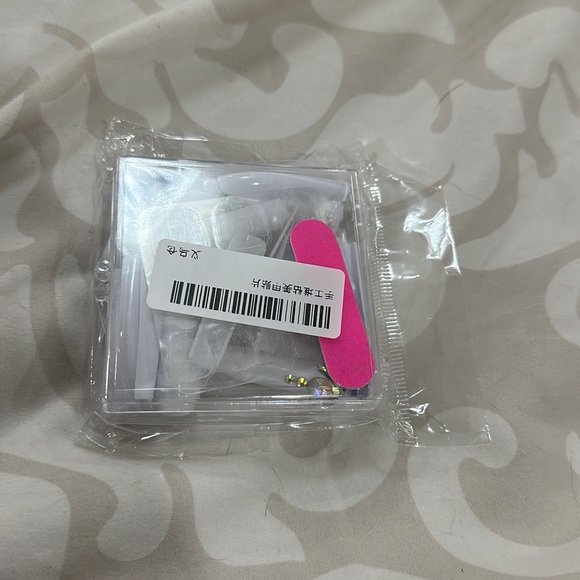 Extra 24pcs Diamond White Long Coffin Press on Nails for Nails Art False… - Picture 8 of 8